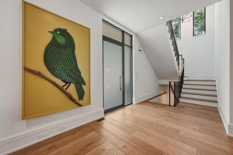 Spacious, unfurnished interior of a new home in , Atlanta (Image 24).