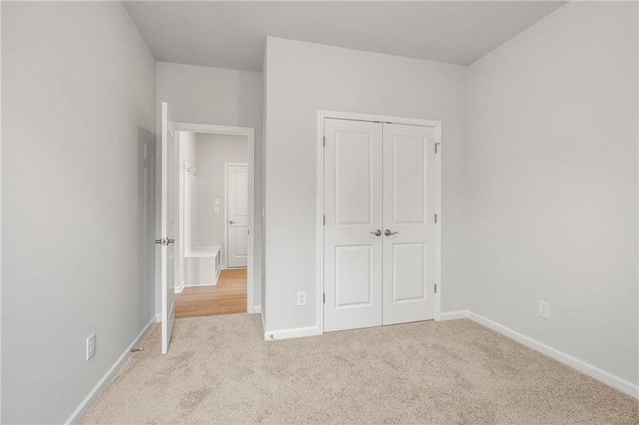 Spacious, unfurnished interior of a new home in Riverwood, Dallas (Image 17). Spacious, unfurnished interior of a new home in Riverwood, Dallas (Image 17).