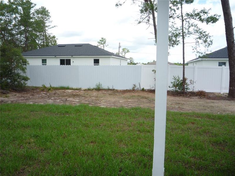 Exterior details and patio area of a home in , Ocala (Image 27).