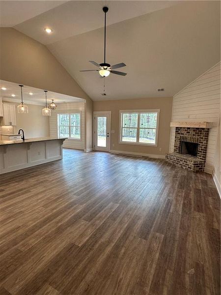 Spacious, unfurnished interior of a new home in , Loganville (Image 16).