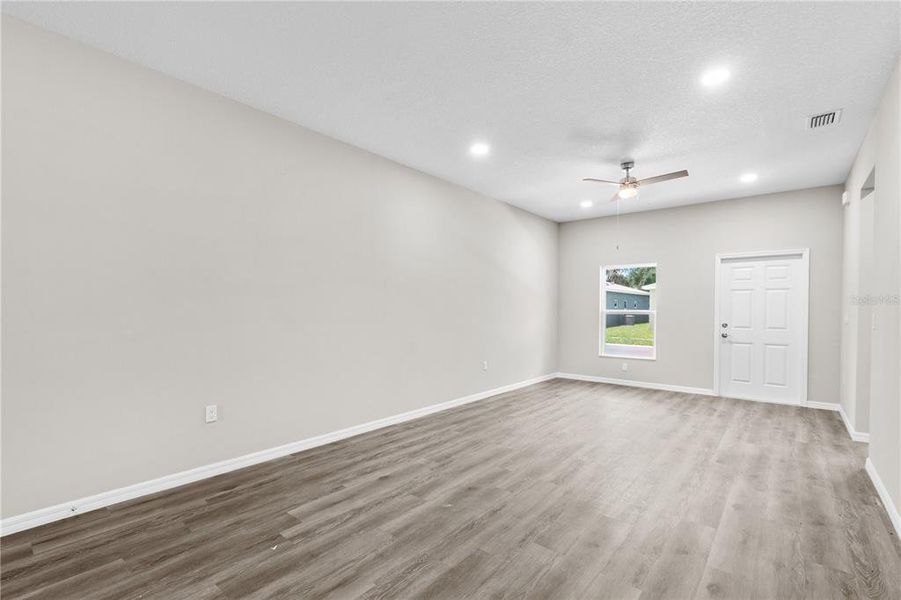 Spacious, unfurnished interior of a new home in , Tampa (Image 37). Spacious, unfurnished interior of a new home in , Tampa (Image 37).