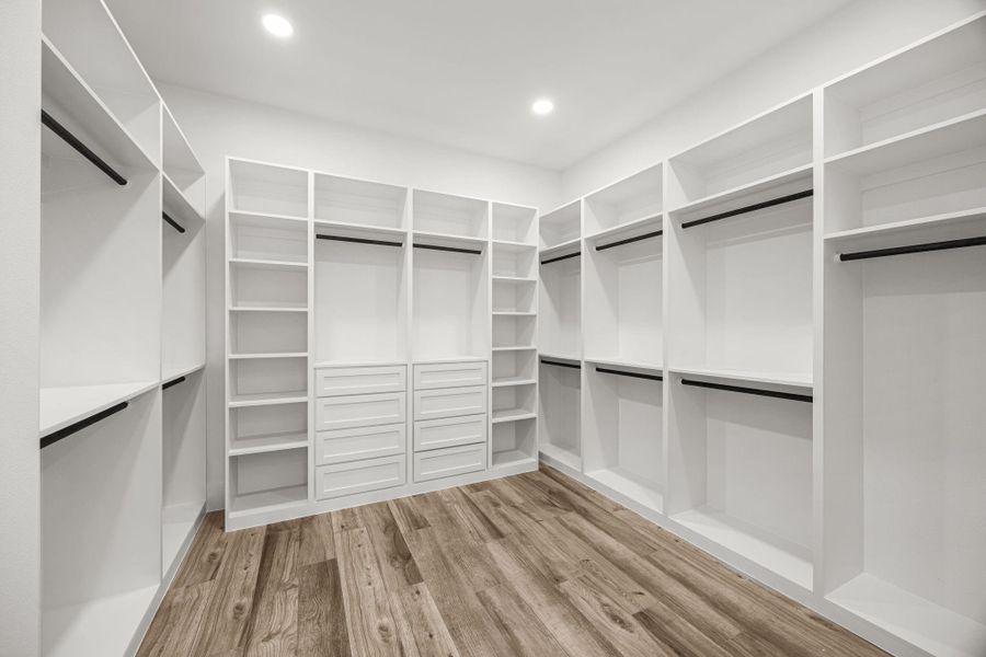 Spacious, unfurnished interior of a new home in , Magnolia (Image 23).