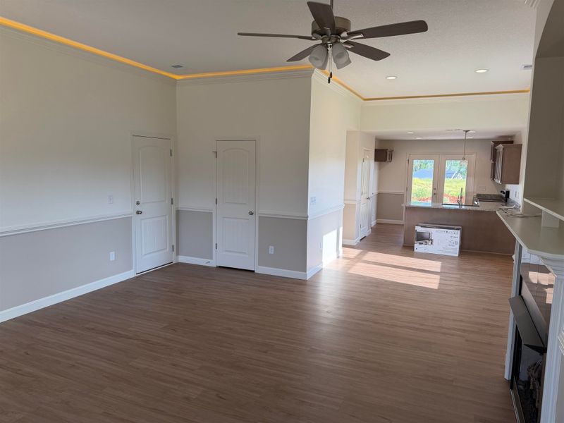 Spacious, unfurnished interior of a new home in Cleveland Meadows, Spartanburg (Image 9). Spacious, unfurnished interior of a new home in Cleveland Meadows, Spartanburg (Image 9).