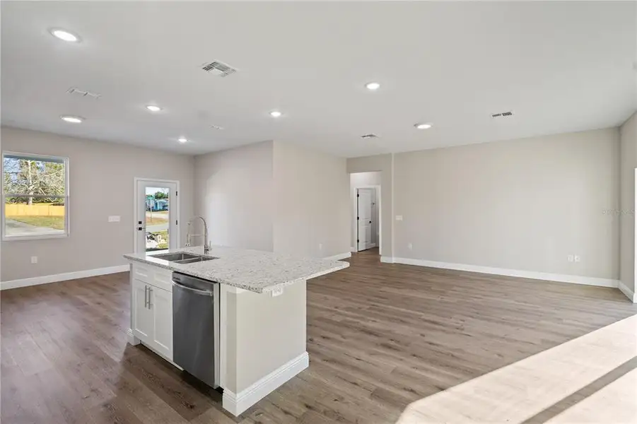 Image 40 of a home in .