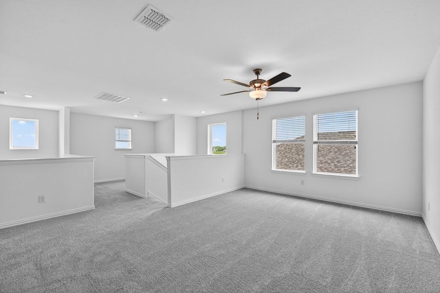Spacious, unfurnished interior of a new home in River Ridge, Crandall (Image 27).
