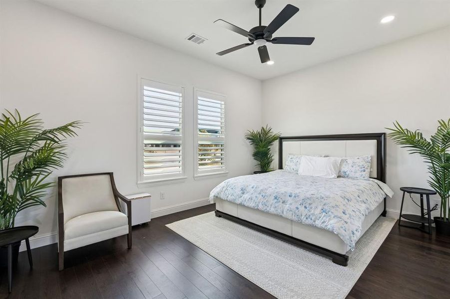 Furnished interior view inside a new home in Lakeview Downs, Lucas (Image 34). Furnished interior view inside a new home in Lakeview Downs, Lucas (Image 34).
