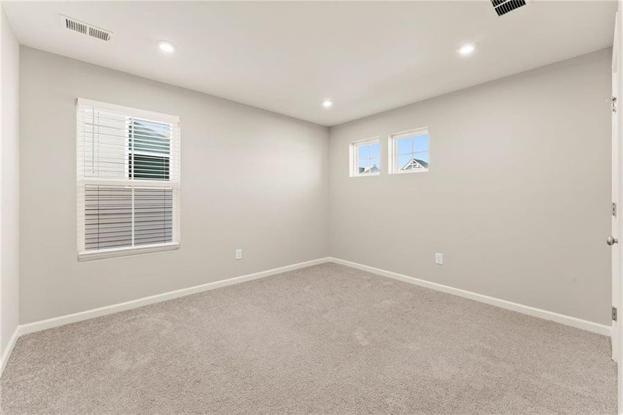 Spacious, unfurnished interior of a new home in , Braselton (Image 39). Spacious, unfurnished interior of a new home in , Braselton (Image 39).