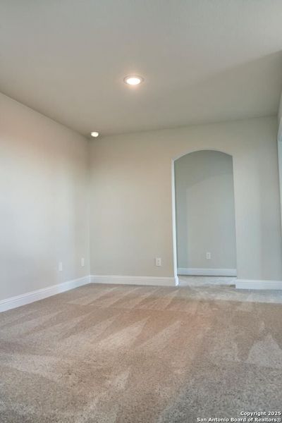 Spacious, unfurnished interior of a new home in Morgan Meadows, San Antonio (Image 8). Spacious, unfurnished interior of a new home in Morgan Meadows, San Antonio (Image 8).