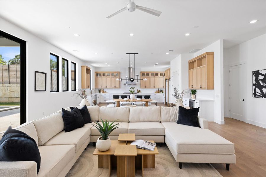 Furnished interior view inside a new home in , Austin (Image 28). Furnished interior view inside a new home in , Austin (Image 28).