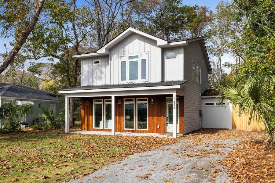 Front exterior of a new home in , Charleston, SC, highlighting curb appeal (Image 2). Front exterior of a new home in , Charleston, SC, highlighting curb appeal (Image 2).