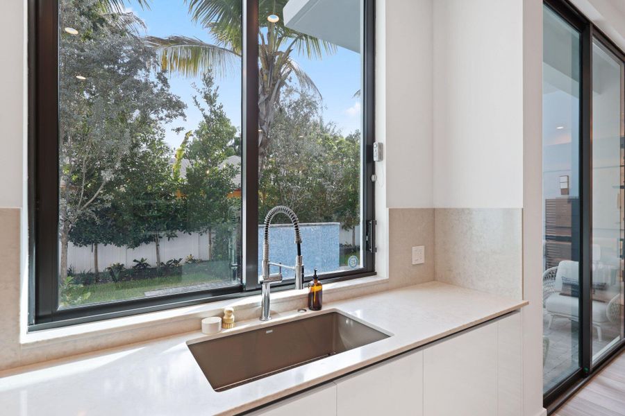 408 Southeast 2nd St - 30.jpg-SMALL