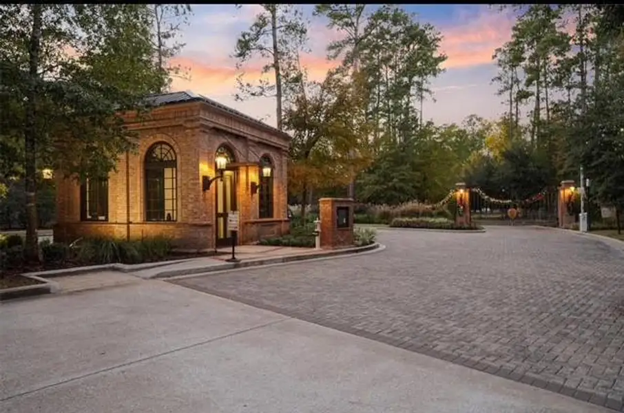 Gated Community in Woodforest