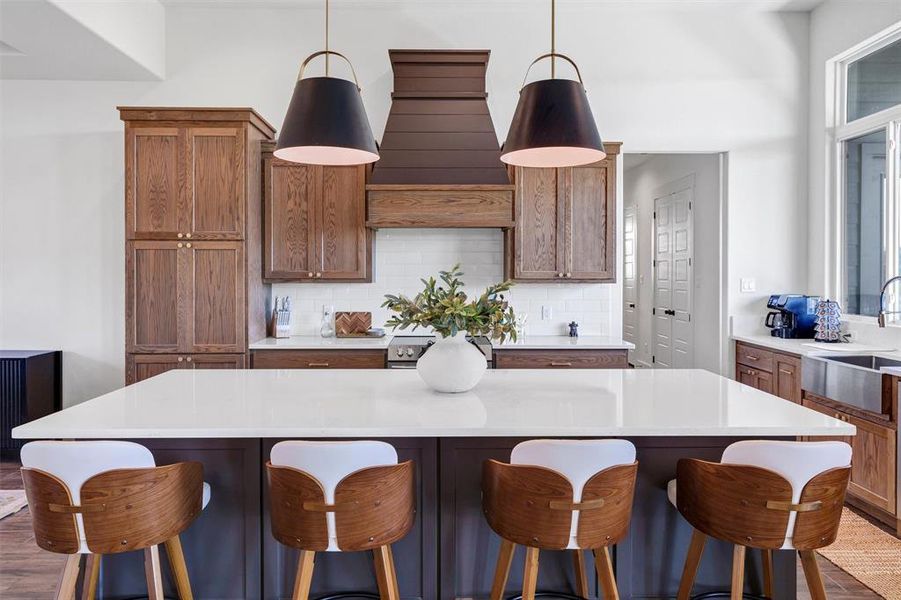 Furnished interior view inside a new home in , Tolar (Image 7).