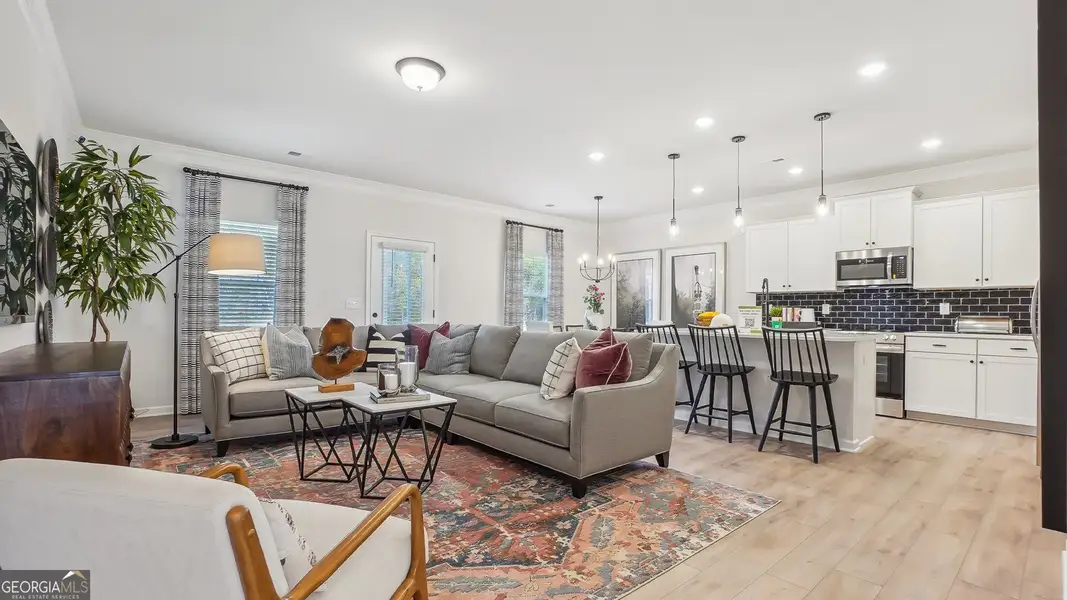 Furnished interior view inside a new home in Cobblestone Crossing Commons, Warner Robins (Image 3). Furnished interior view inside a new home in Cobblestone Crossing Commons, Warner Robins (Image 3).