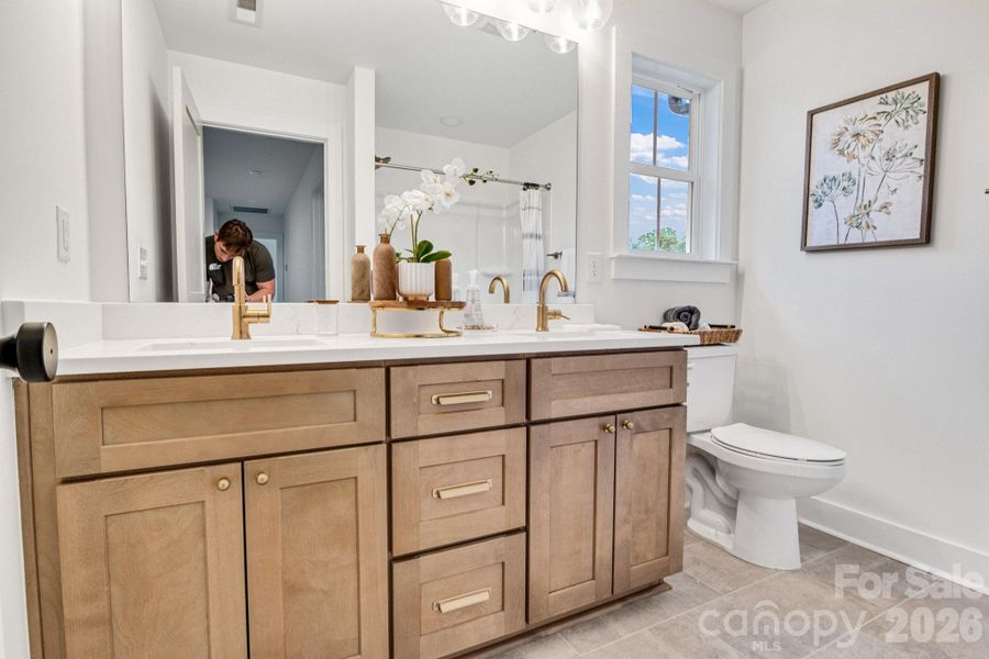 Furnished interior view inside a new home in , Kannapolis (Image 5).