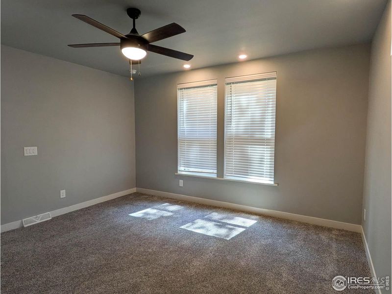 Spacious, unfurnished interior of a new home in , Nederland (Image 18).