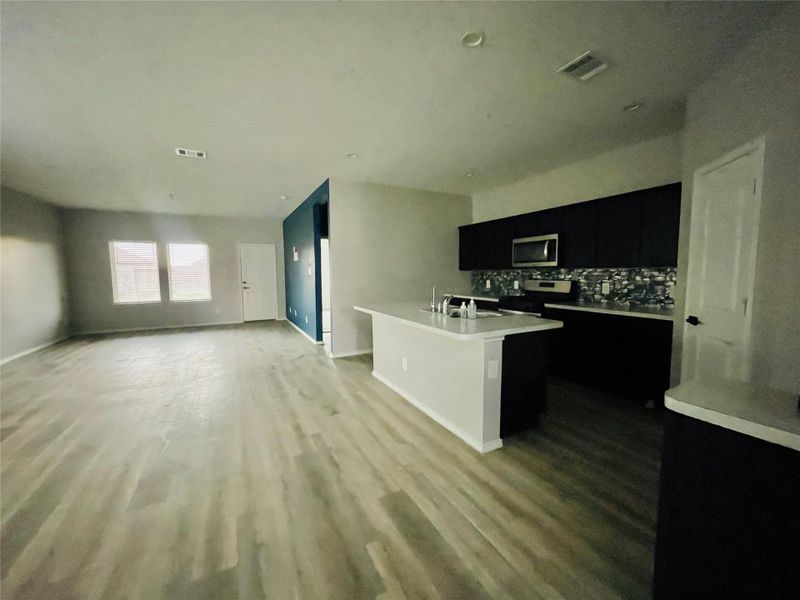 Image 22 of a home in Presswoods.