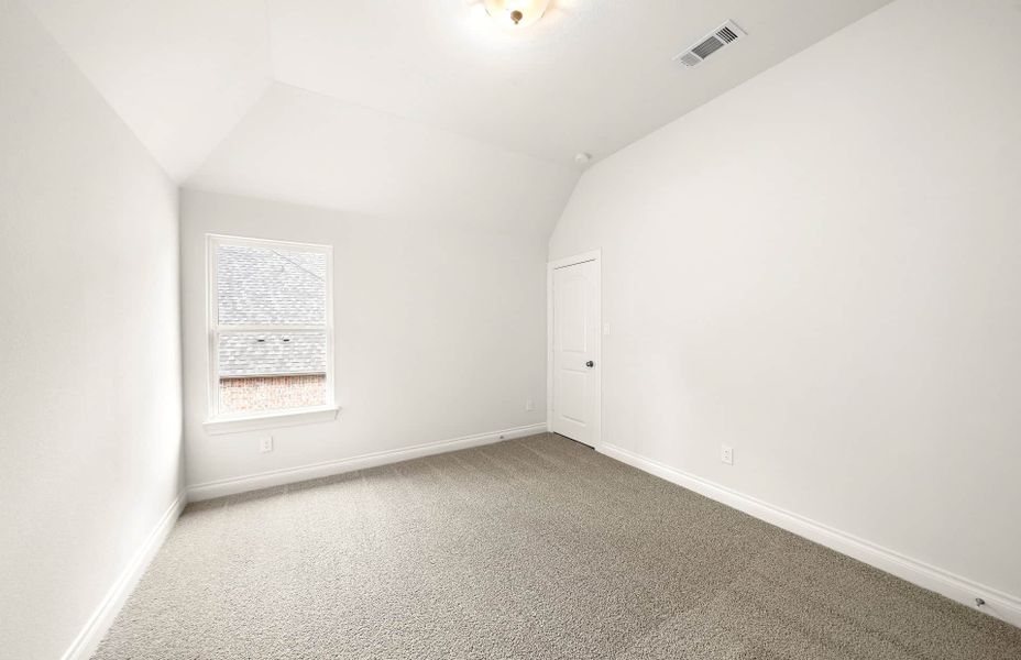 Representative unfurnished interior of a home built from the 3099 by Ravenna Homes in The Highlands 55′, Porter (Image 39). Representative unfurnished interior of a home built from the 3099 by Ravenna Homes in The Highlands 55′, Porter (Image 39).