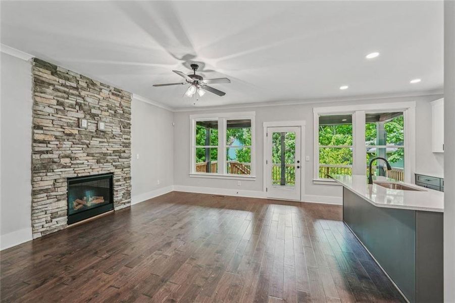 Spacious, unfurnished interior of a new home in , Atlanta (Image 17). Spacious, unfurnished interior of a new home in , Atlanta (Image 17).