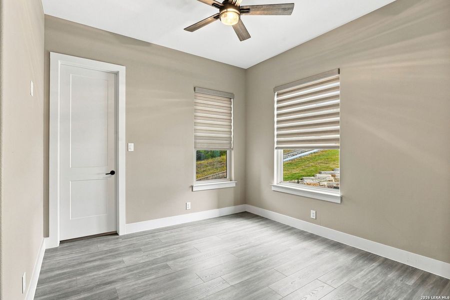 Spacious, unfurnished interior of a new home in , San Antonio (Image 22).