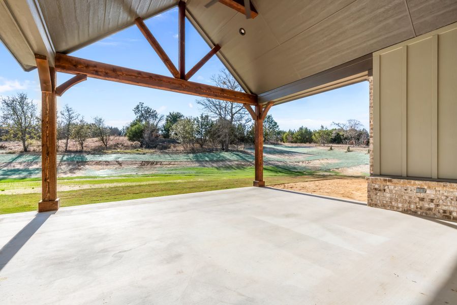 Exterior details and patio area of a home in Parker Meadows, Weatherford (Image 26).
