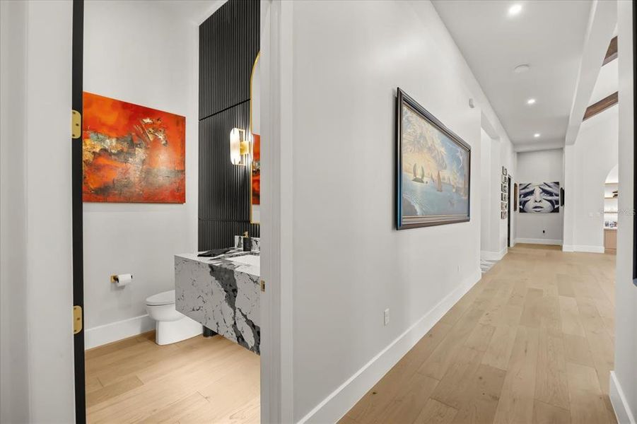 Furnished interior view inside a new home in , Gotha (Image 53).