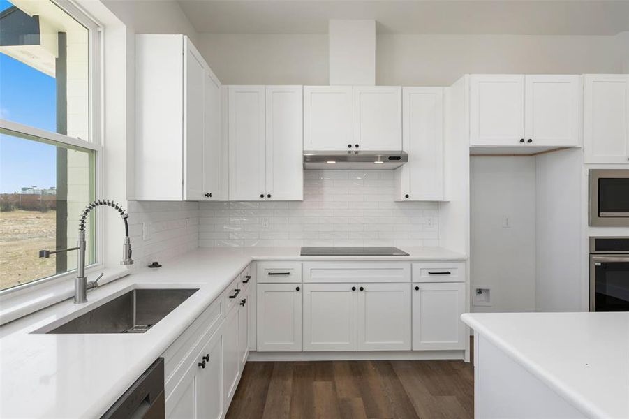 Furnished interior view inside a new home in , Princeton (Image 10).
