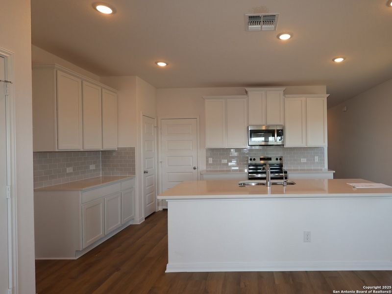 Furnished interior view inside a new home in Paloma Park, Converse (Image 6). Furnished interior view inside a new home in Paloma Park, Converse (Image 6).