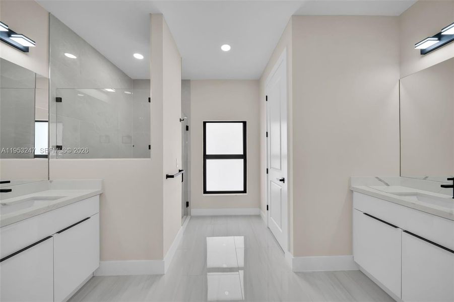 Furnished interior view inside a new home in , Cape Coral (Image 30).