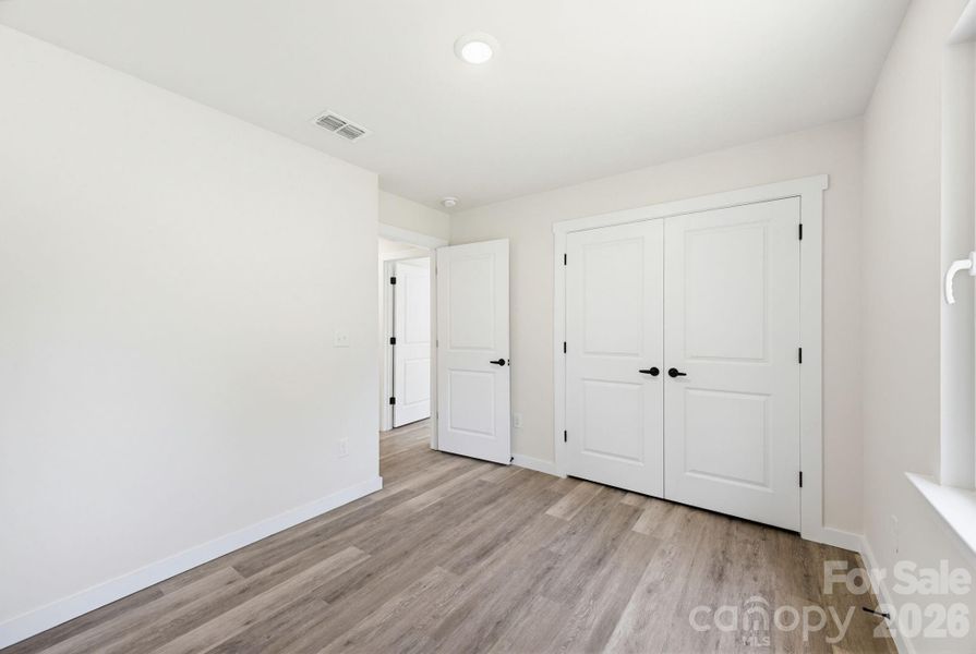 Spacious, unfurnished interior of a new home in , Conover (Image 14).