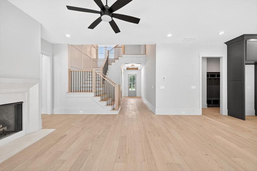 Spacious, unfurnished interior of a new home in , Jefferson (Image 36).