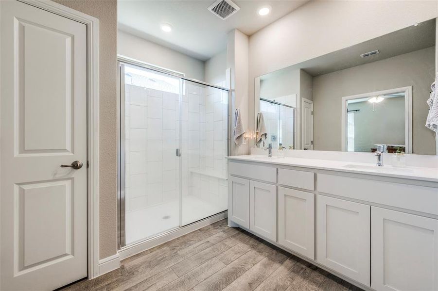 Furnished interior view inside a new home in , Krum (Image 16).