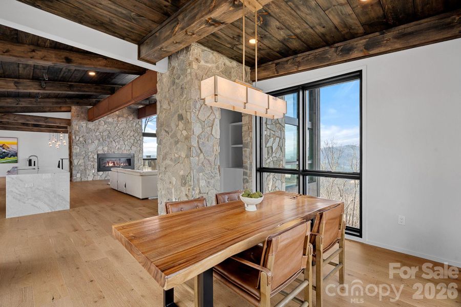Community amenities in , Banner Elk (Image 30).