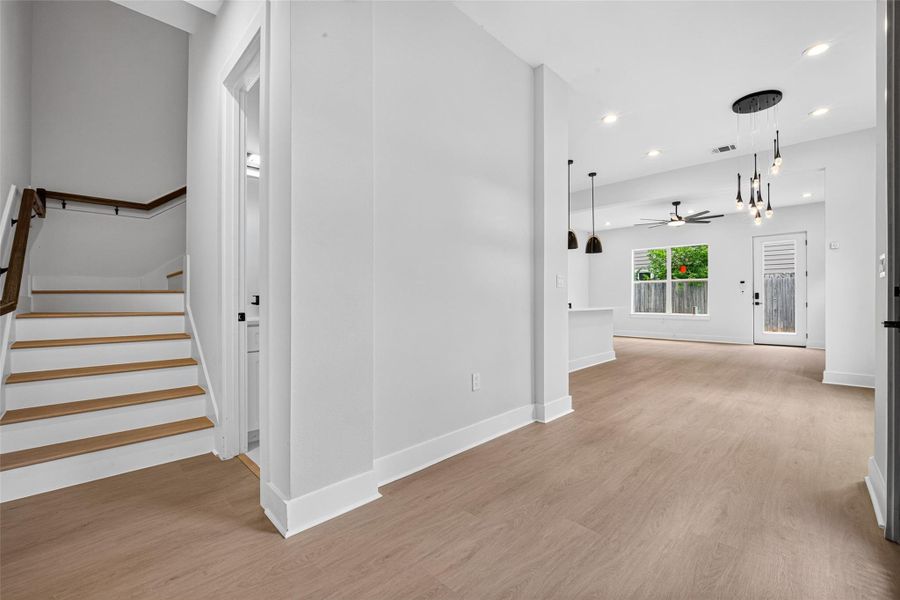 Modern Staircase with white raisers Modern Staircase with white raisers