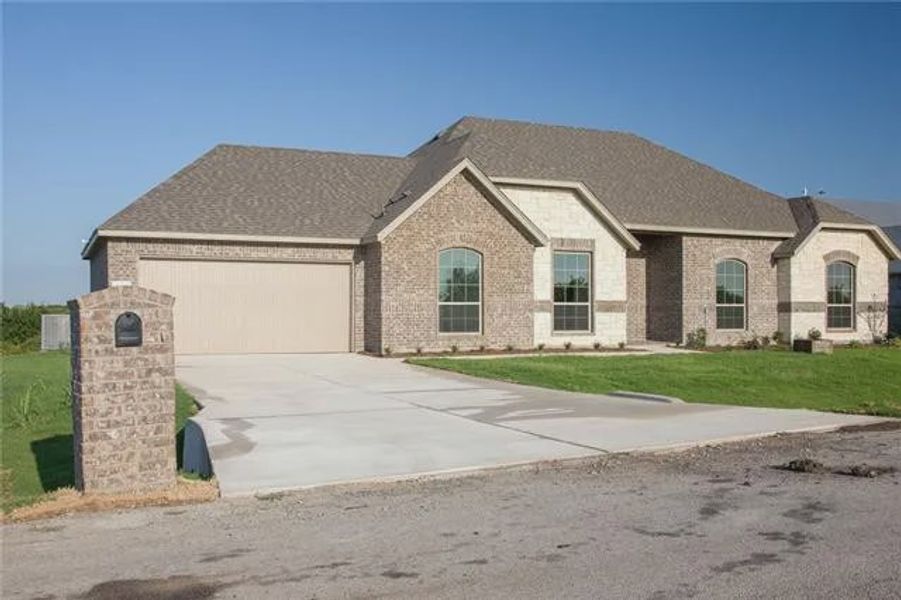 Pictures from Previously Built Home - Elevations, Selections, and Plan may not be as shown - Picture for idea. Pictures from Previously Built Home - Elevations, Selections, and Plan may not be as shown - Picture for idea.