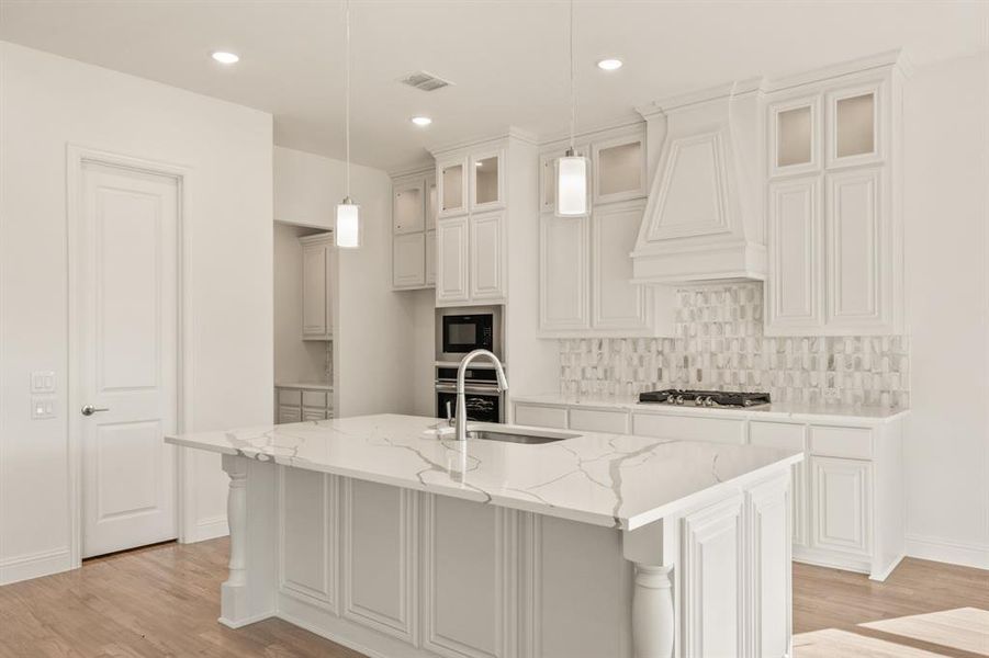 Furnished interior view inside a new home in Wildflower Ranch 60-65, Fort Worth (Image 7). Furnished interior view inside a new home in Wildflower Ranch 60-65, Fort Worth (Image 7).