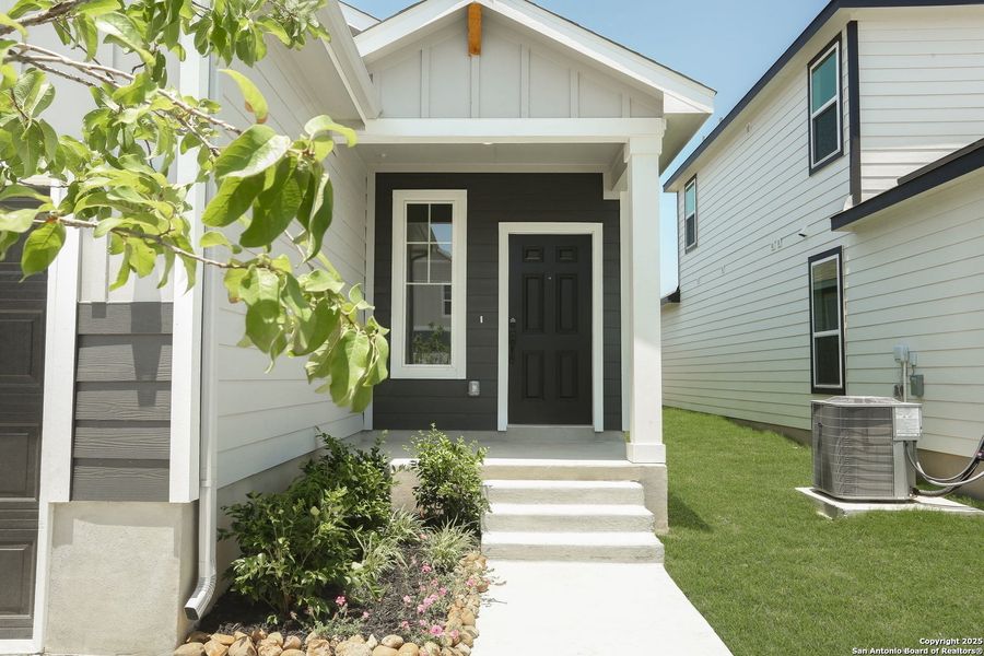 Front exterior of a new home in Fairway Crossing 40s, San Antonio, TX, highlighting curb appeal (Image 2).