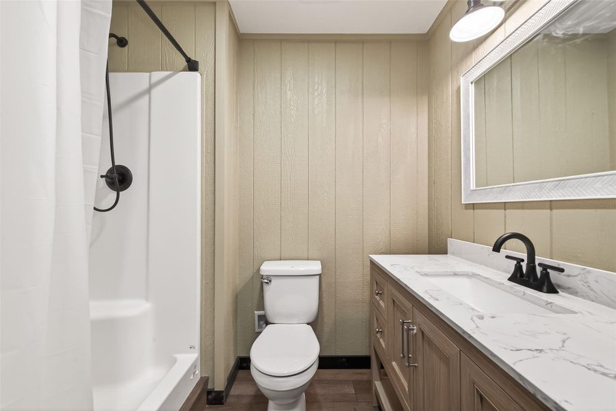 Furnished interior view inside a new home in , Brazoria (Image 25). Furnished interior view inside a new home in , Brazoria (Image 25).