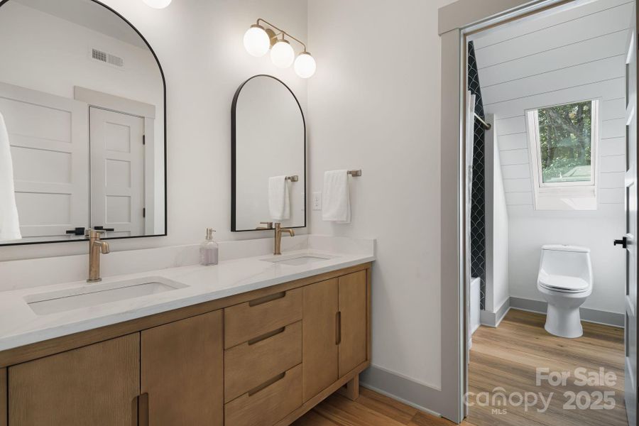 Furnished interior view inside a new home in , Seven Devils (Image 7).