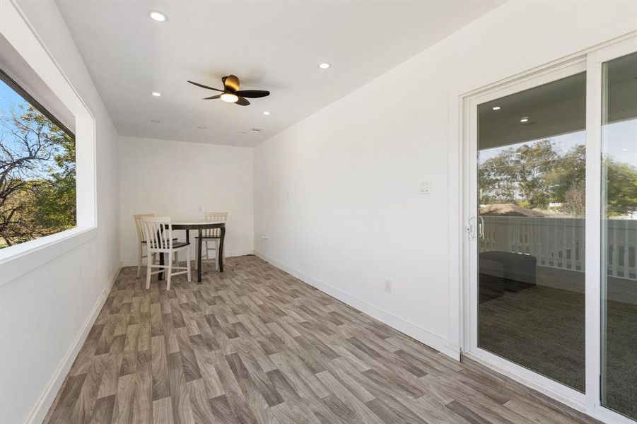 Spacious, unfurnished interior of a new home in , Pecan Gap (Image 24).