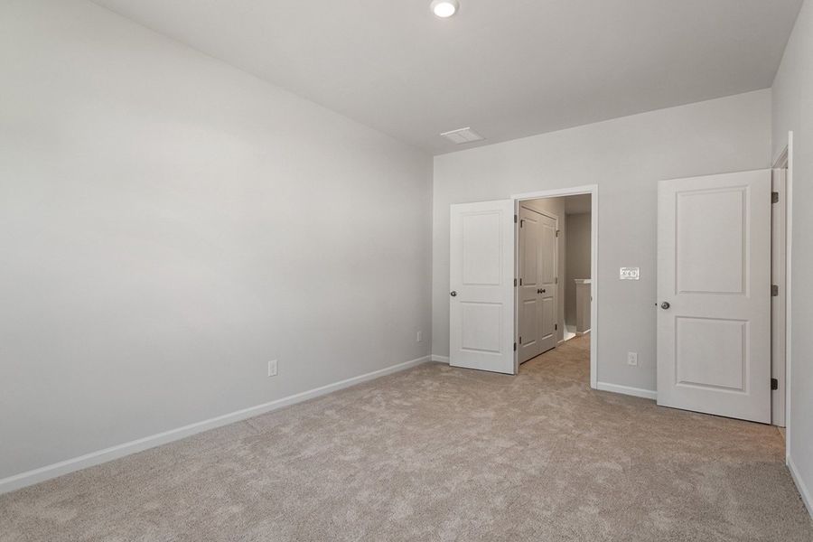 Spacious, unfurnished interior of a new home in Renaissance at White Oak, Garner (Image 18). Spacious, unfurnished interior of a new home in Renaissance at White Oak, Garner (Image 18).