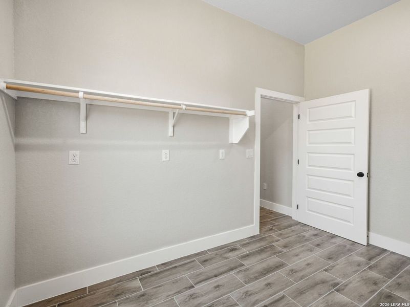 Spacious, unfurnished interior of a new home in , Lytle (Image 36).
