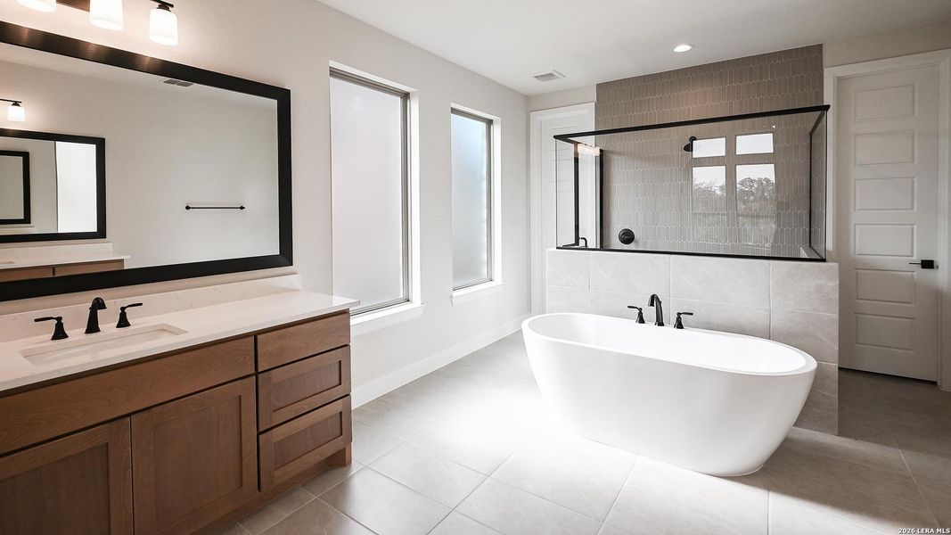 Furnished interior view inside a new home in Johnson Ranch, Bulverde (Image 9). Furnished interior view inside a new home in Johnson Ranch, Bulverde (Image 9).