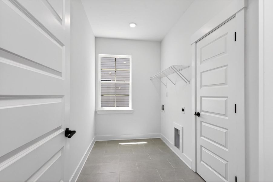 Spacious, unfurnished interior of a new home in True Cedar at Woodside Plantation, Aiken (Image 14).