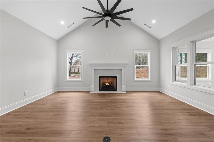 Spacious, unfurnished interior of a new home in , Carrollton (Image 20).