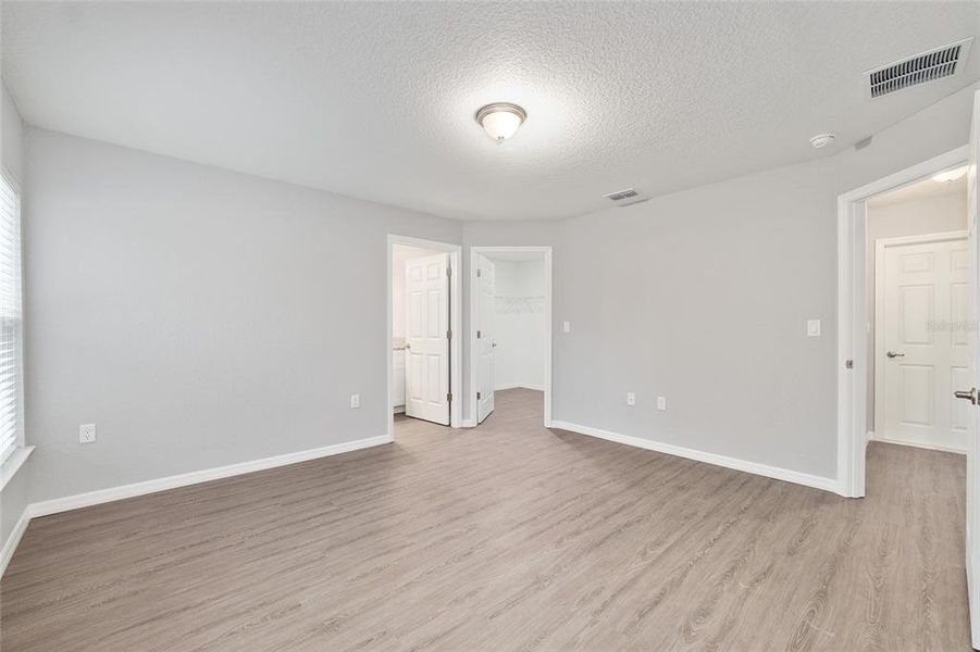 Spacious, unfurnished interior of a new home in , Dunnellon (Image 16). Spacious, unfurnished interior of a new home in , Dunnellon (Image 16).
