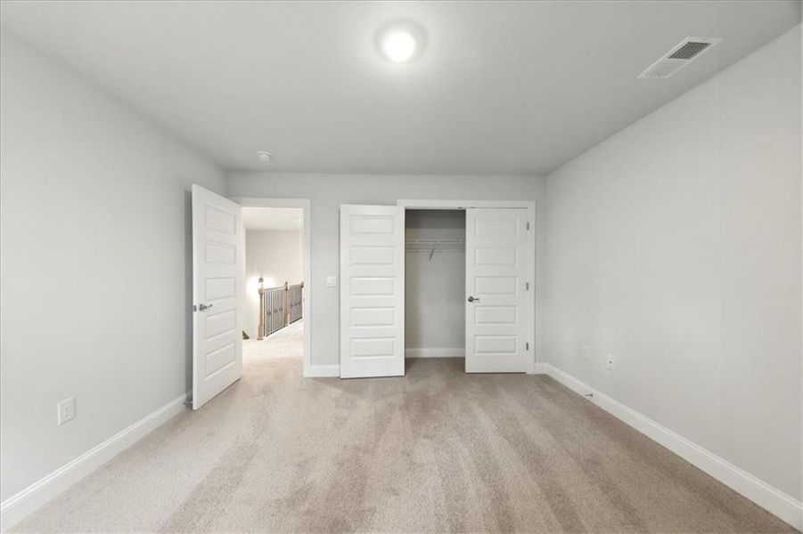 Spacious, unfurnished interior of a new home in Tuscany Hills, Douglasville (Image 43).