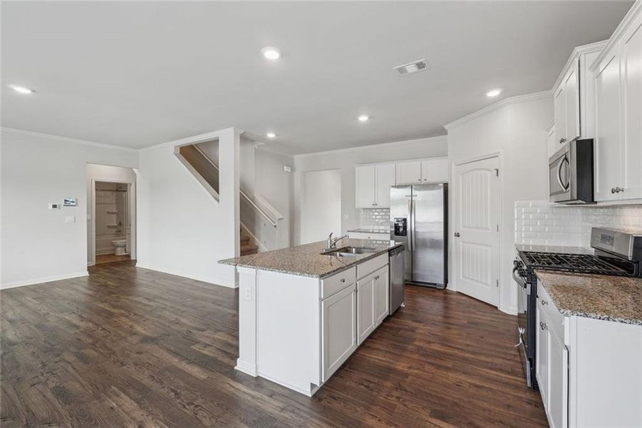 Furnished interior view inside a new home in , Dallas (Image 15).