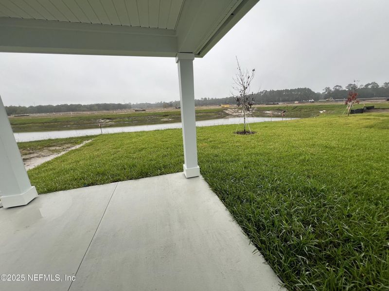 Exterior details and patio area of a home in , Jacksonville (Image 2).