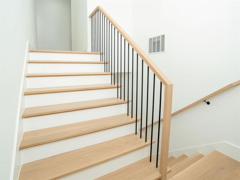 Spacious, unfurnished interior of a new home in , Dallas (Image 20). Spacious, unfurnished interior of a new home in , Dallas (Image 20).